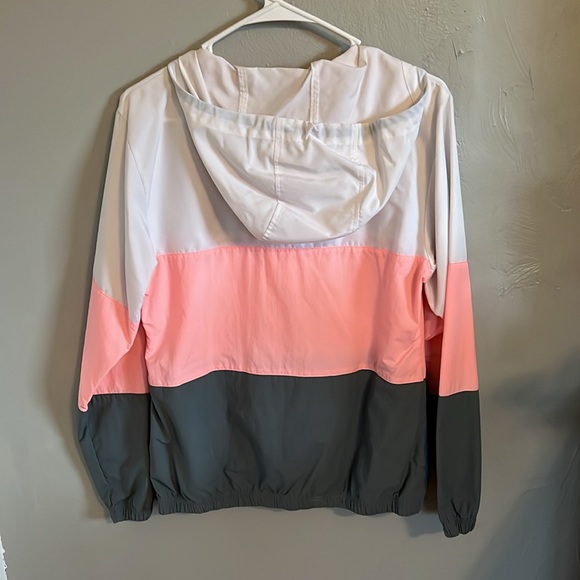 Columbia pull over - Picture 5 of 9